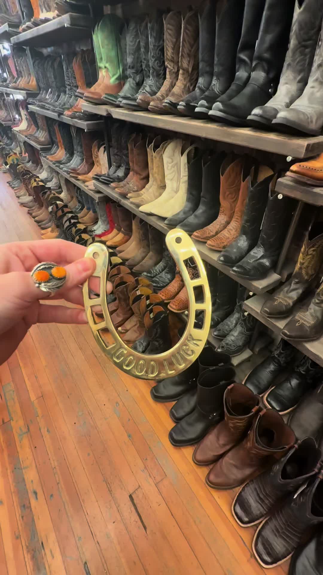 @ShopGoldDogs🦅🤘🏼