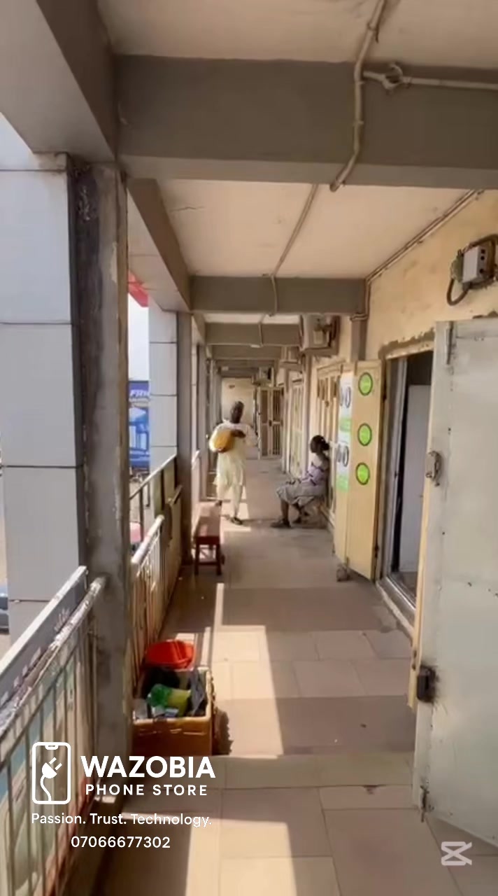 @wazobia phone store