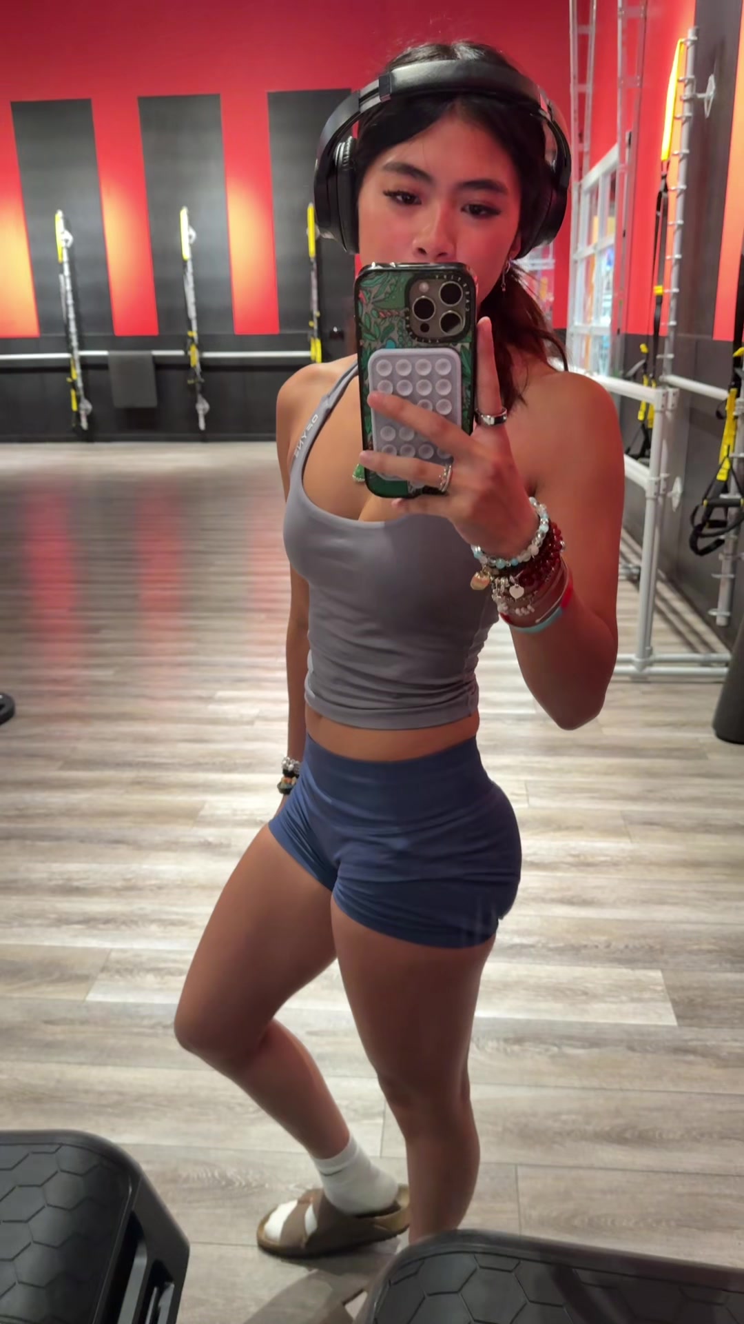 @annabellaa