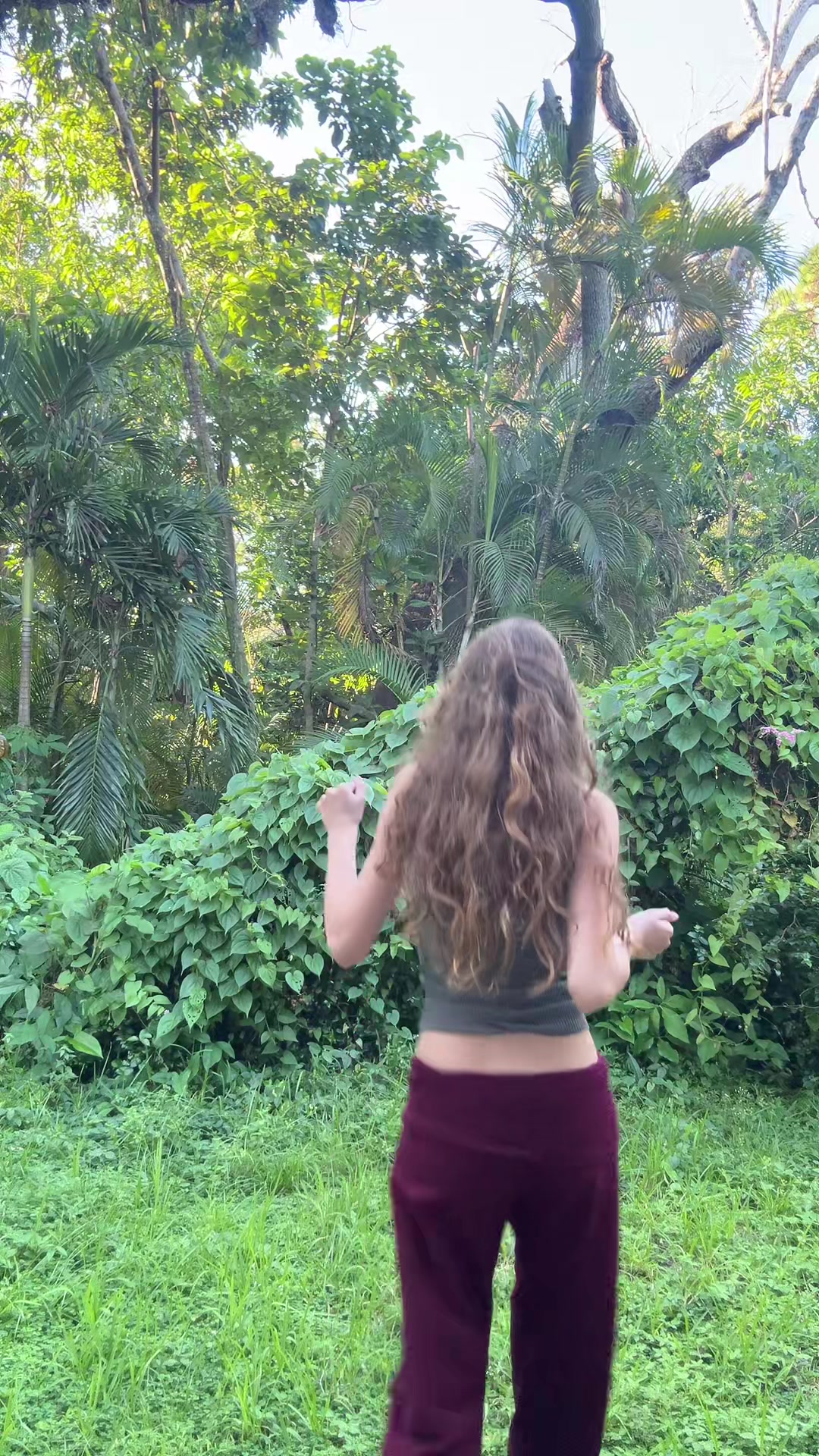 @𝐸𝓈𝓉𝒽𝑒𝓇 𝐹𝓇𝒶𝓎𝒹𝒶 🍁