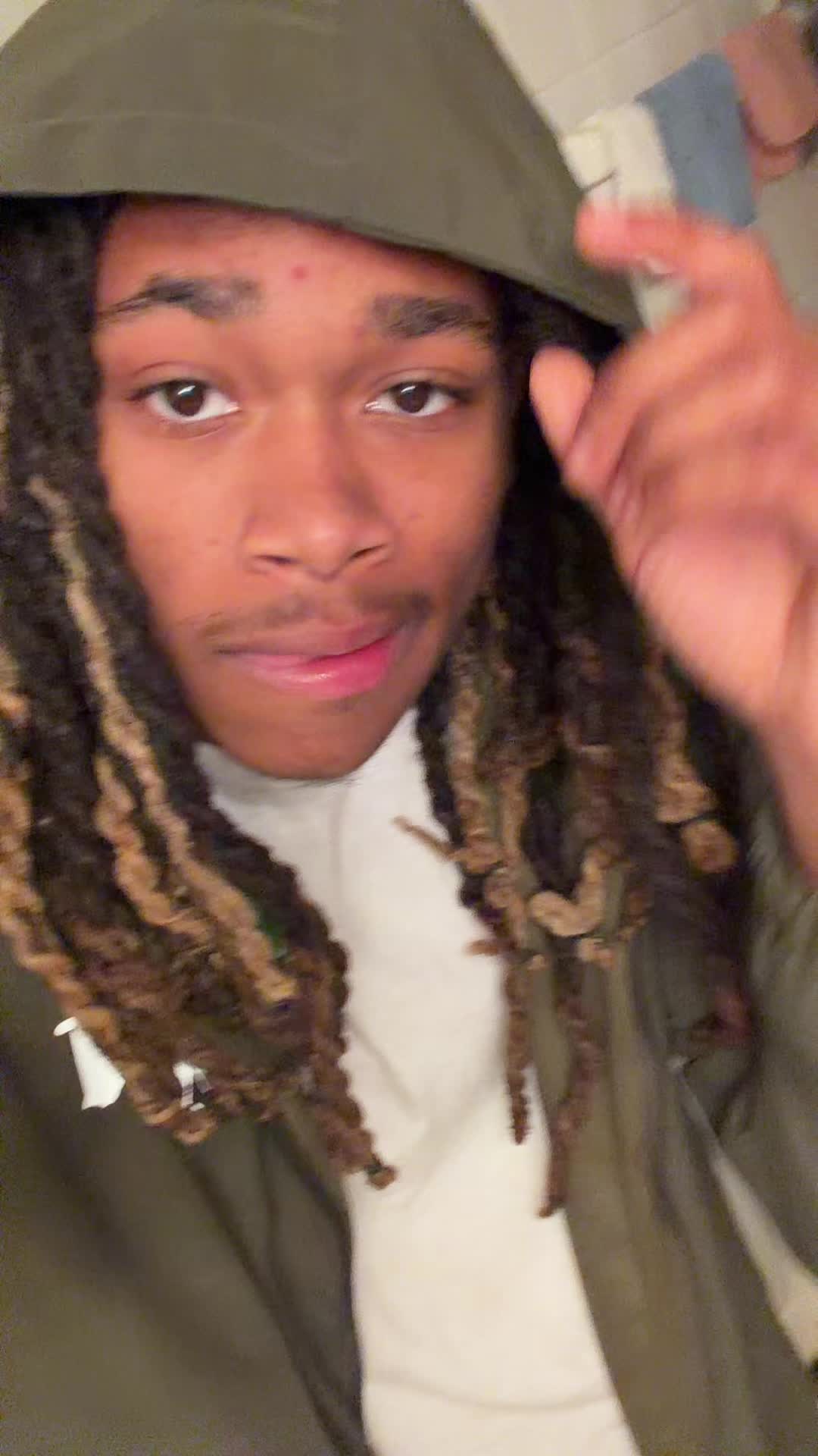 @Dee🔥🦁