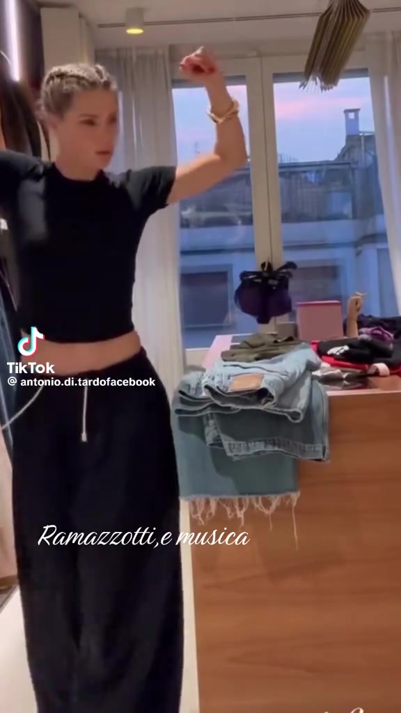 @Andrea Selma Lombardo