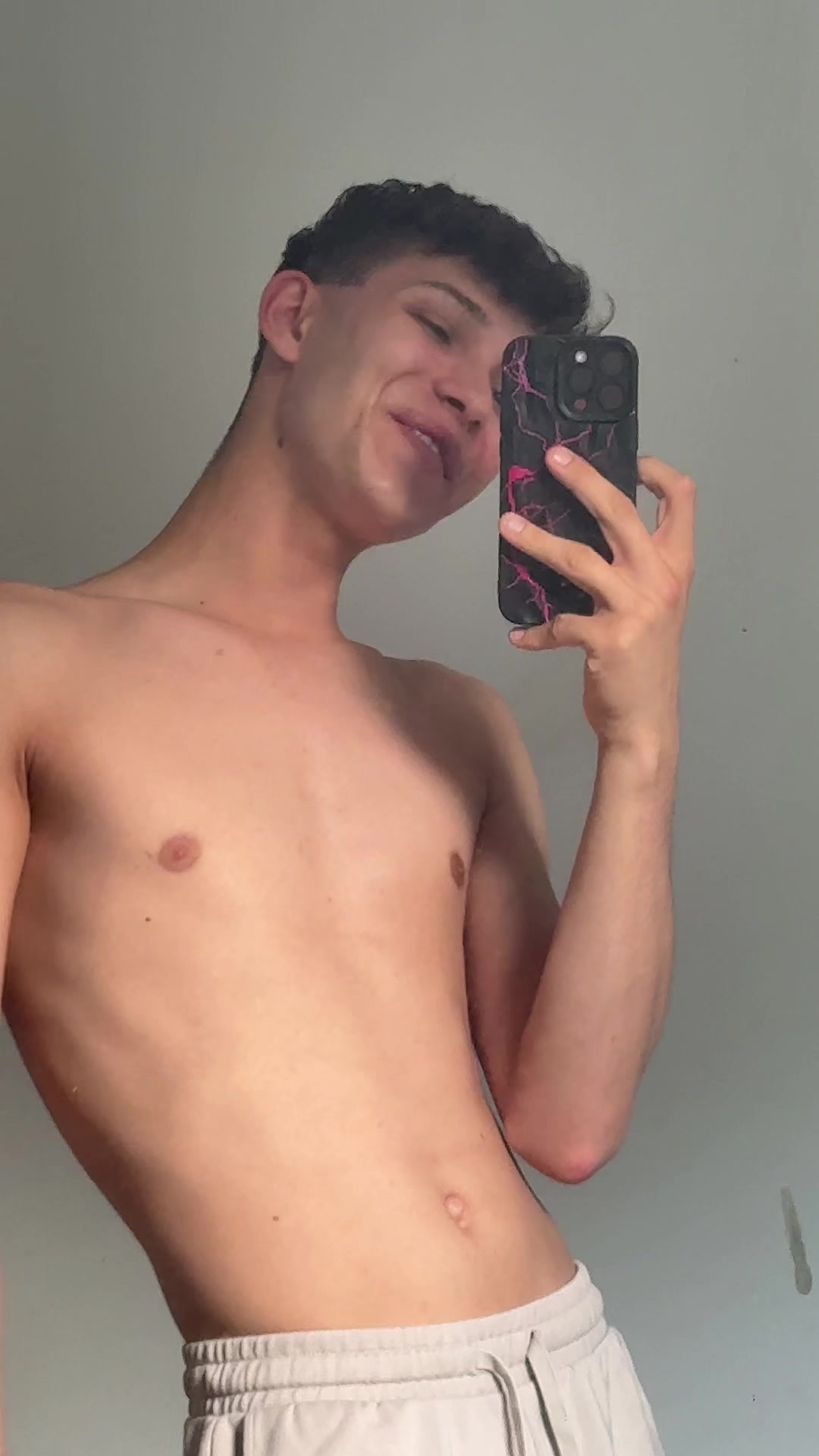 @Adamekkk