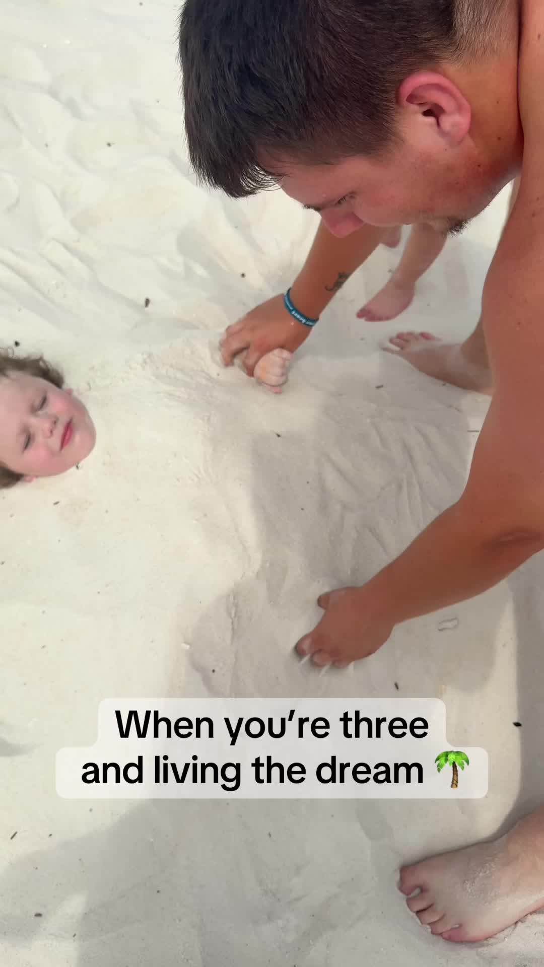 @Lizzy_Brown