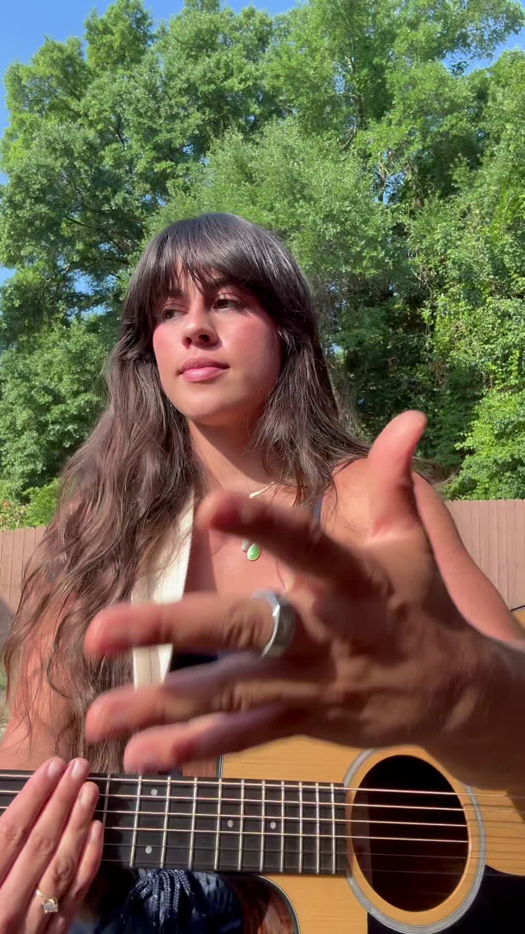 @itsclairelarose