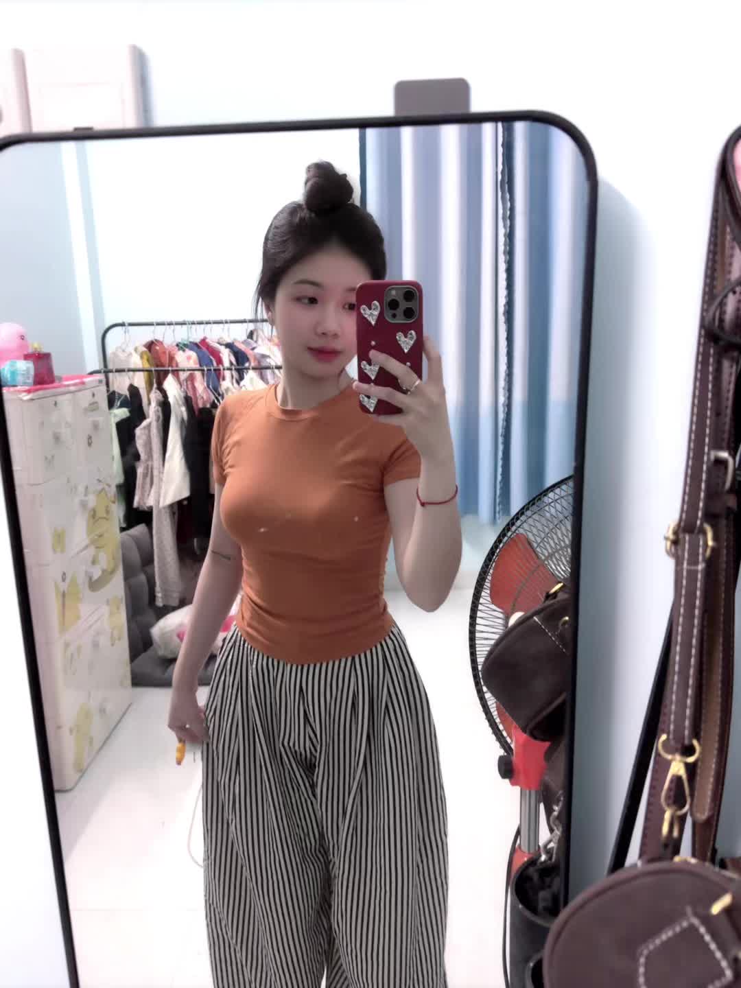 @𝕋𝕙𝕒𝕟𝕙 𝕍𝕪