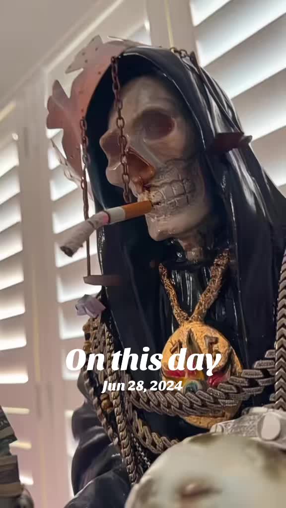 @Hijosdelasantamuerte