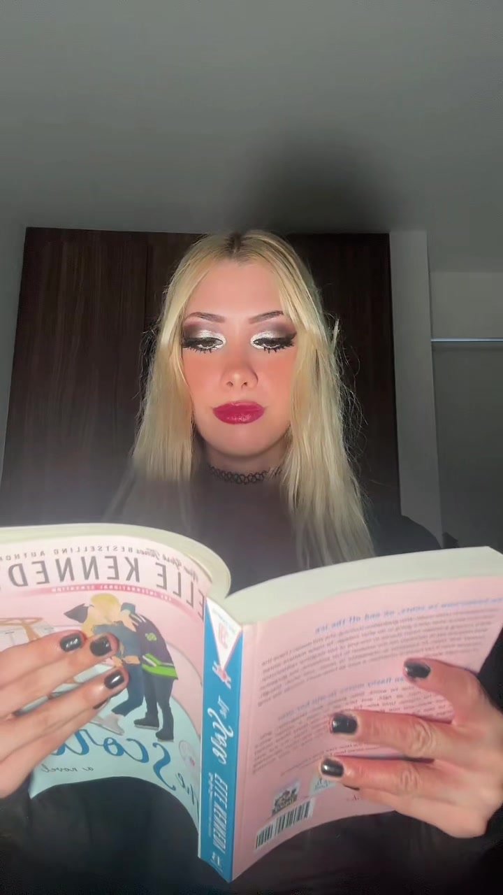 @Deborha Zugueidy
