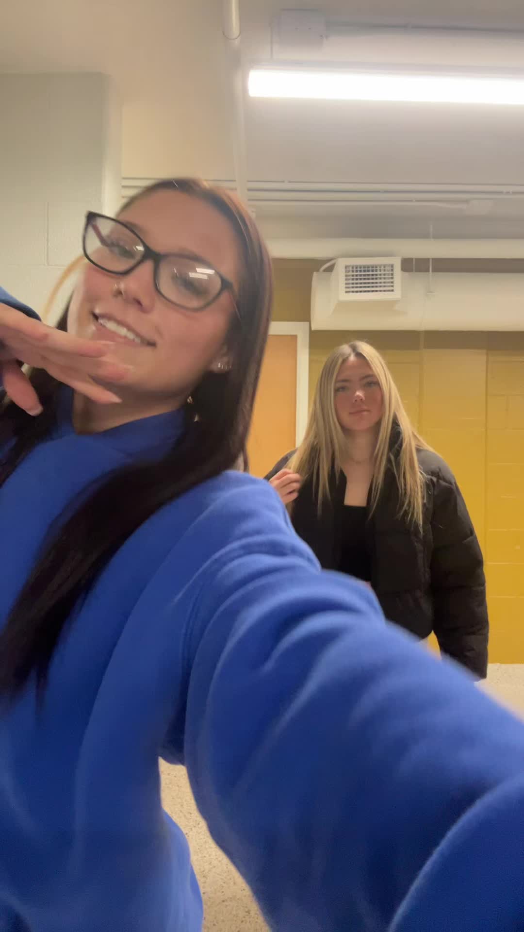 @shutupandlisten333