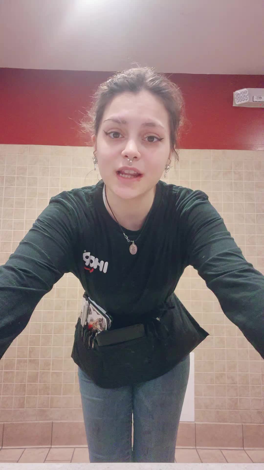@JessieCobain