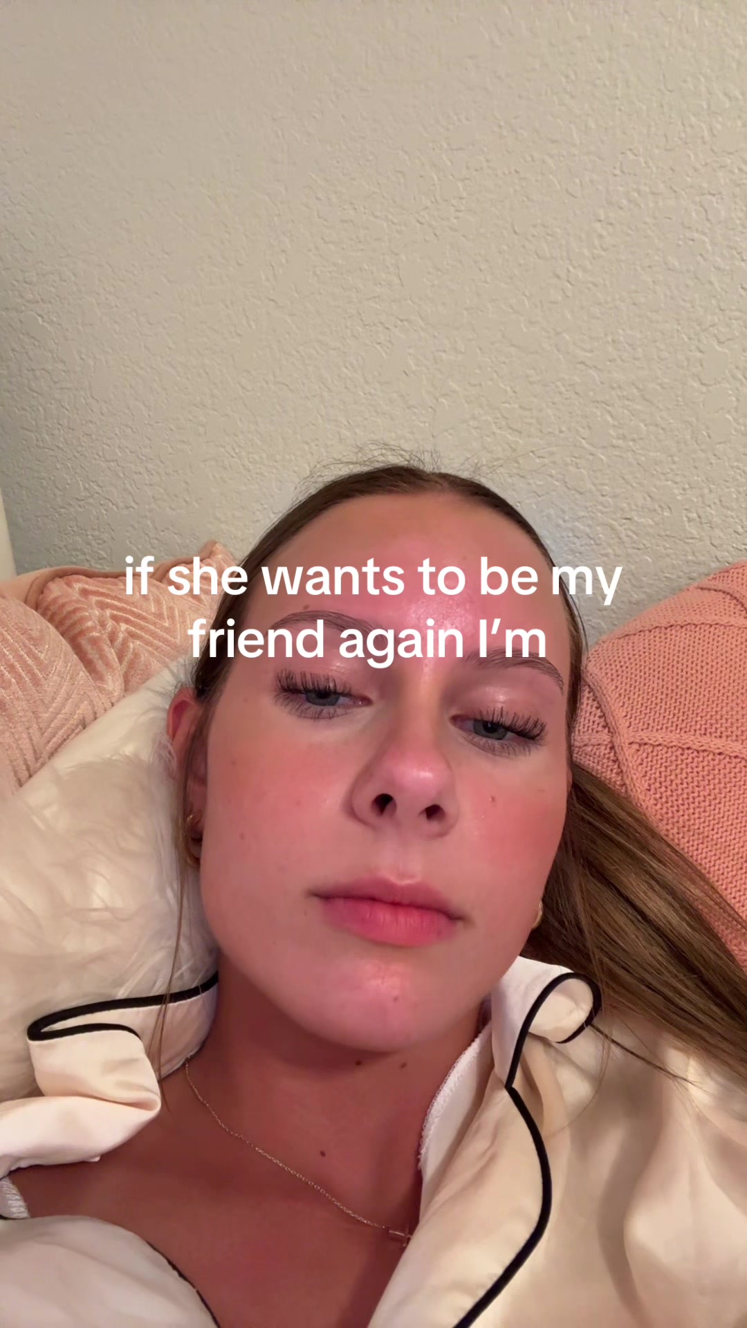 @izzietriesherbest