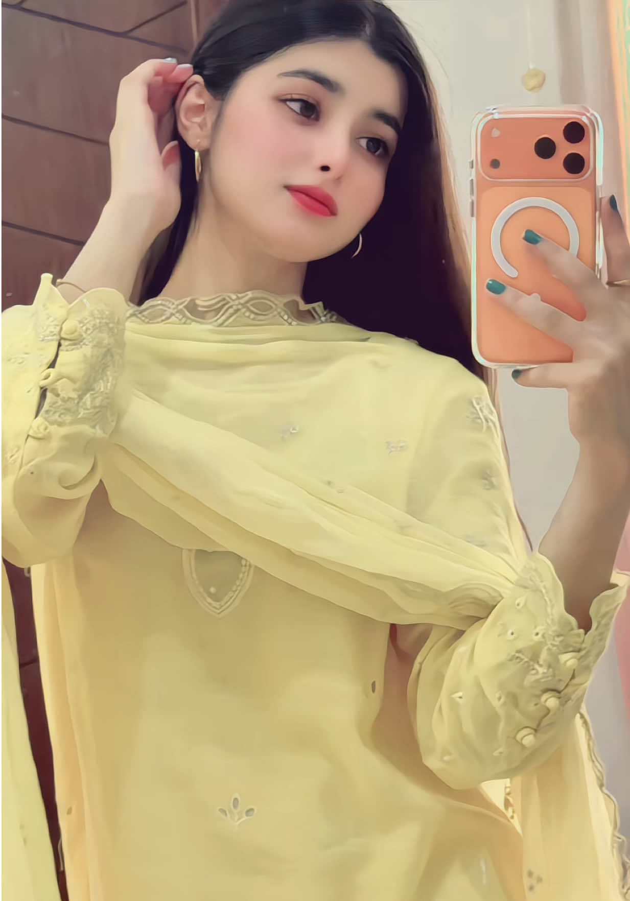@Sanam munir ๐ท๐ซง