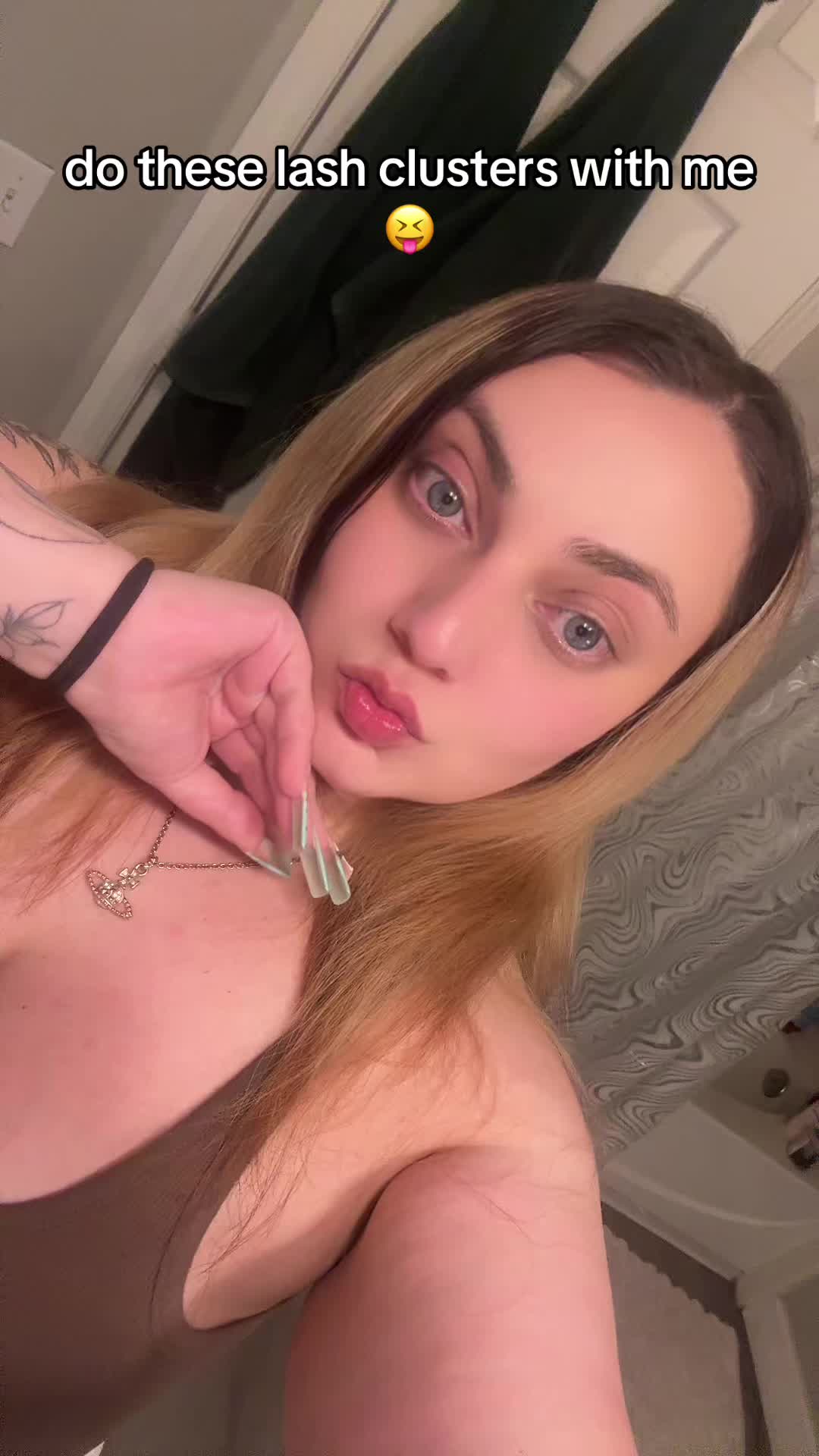 @chichi 𖣂