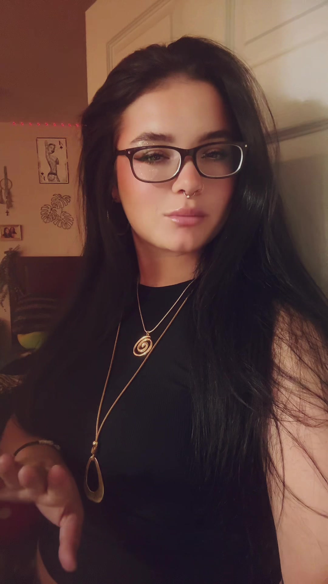 @mía