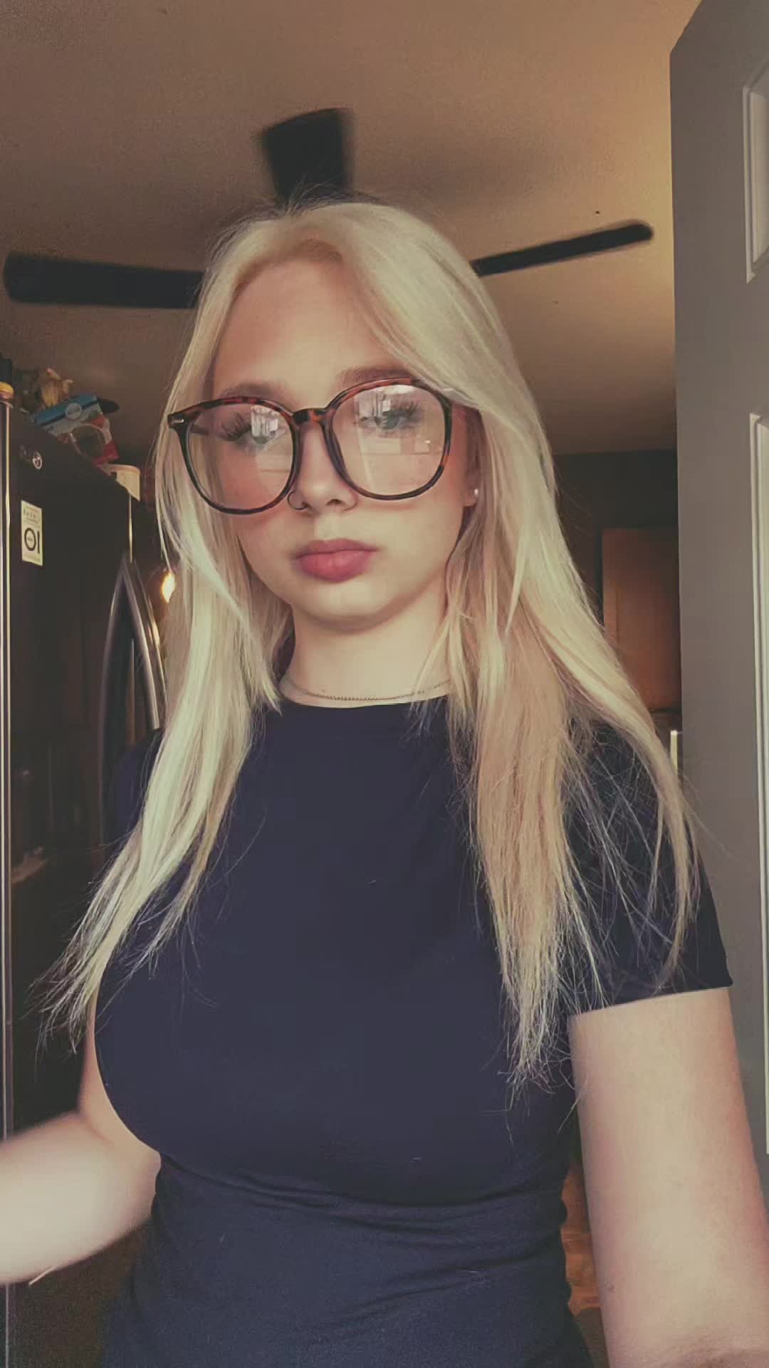 @Hayleespamzz