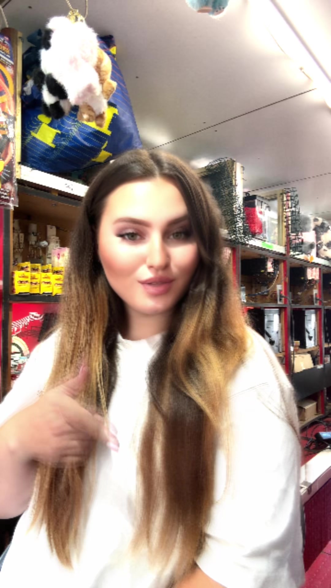 @<3