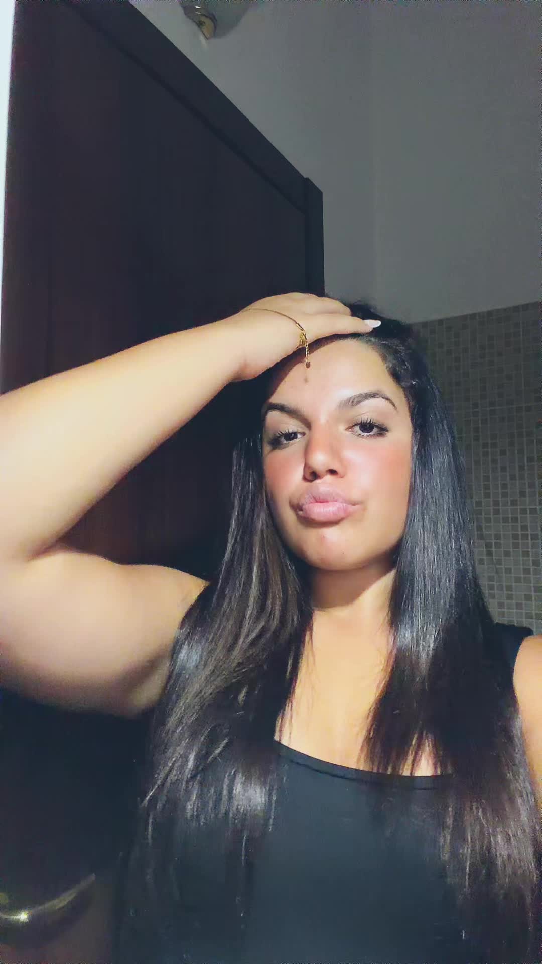 @Marisol