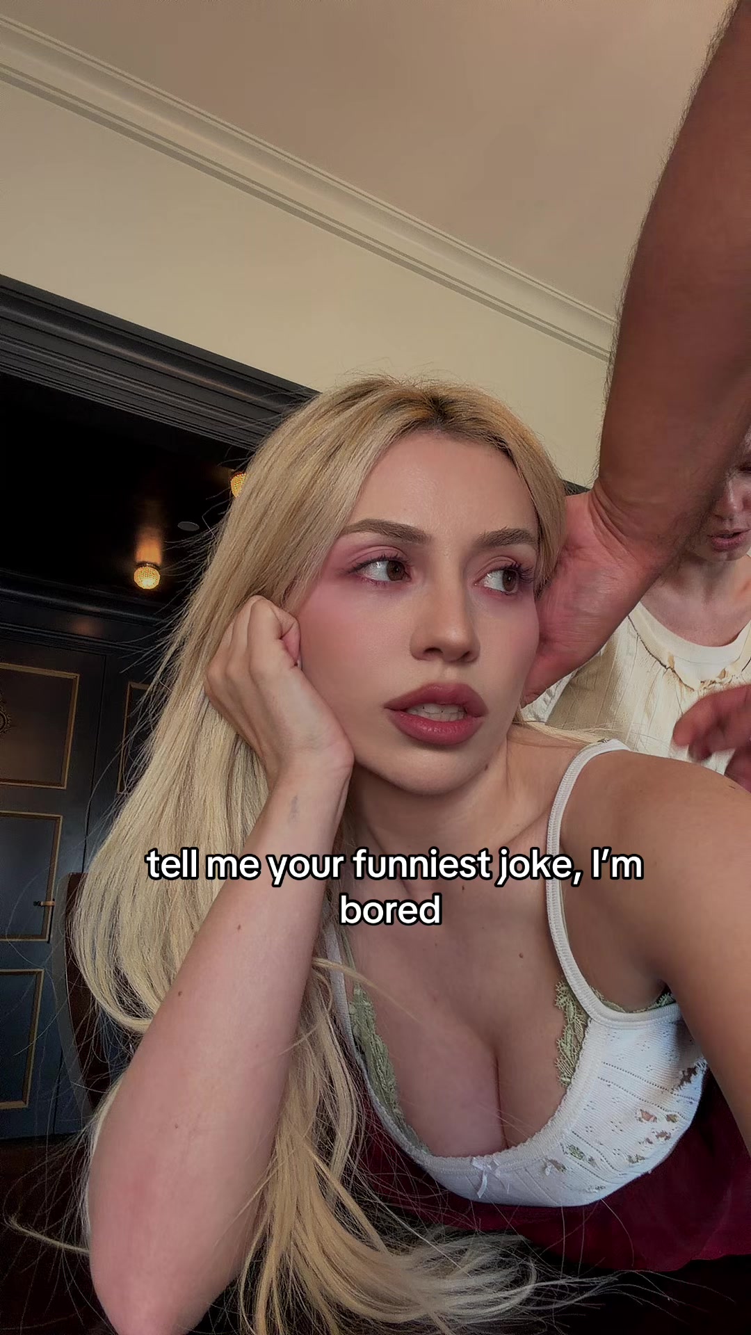 @Ava Max