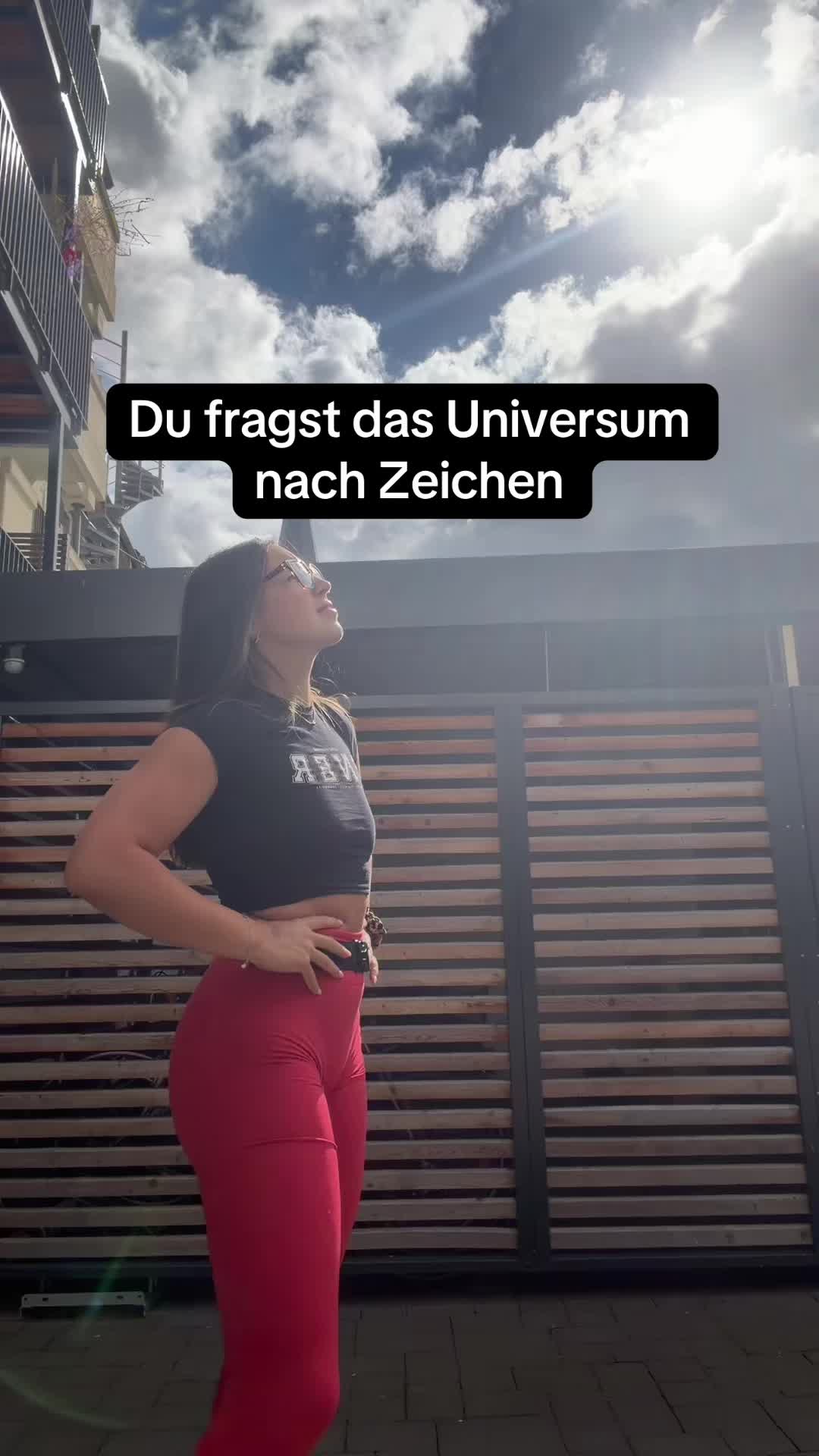@Laramarieconrads