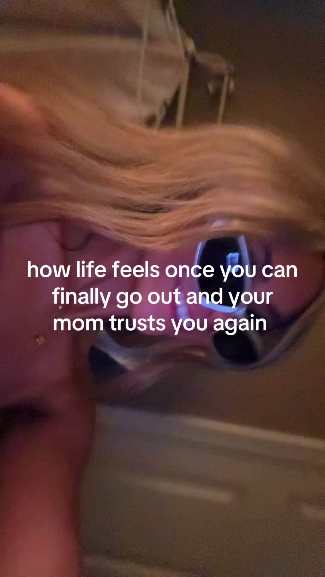 @xoxoella!