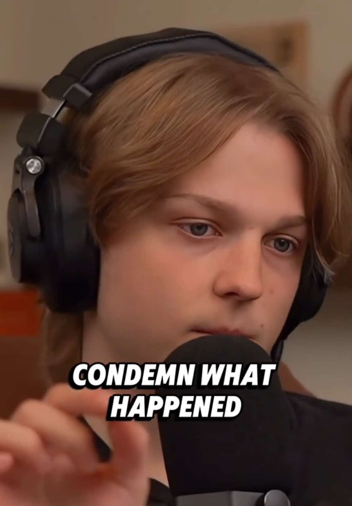 @PoliticlipsHub