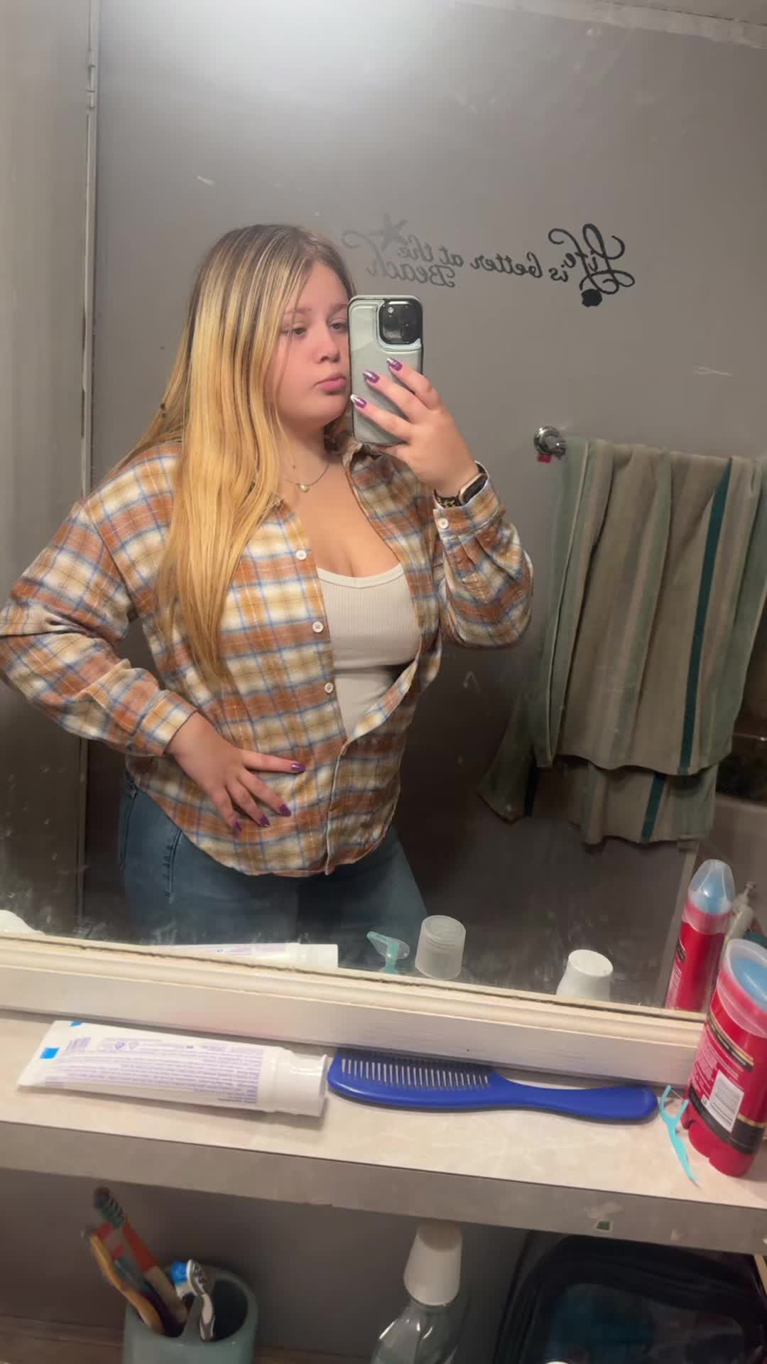 @myajacobs21