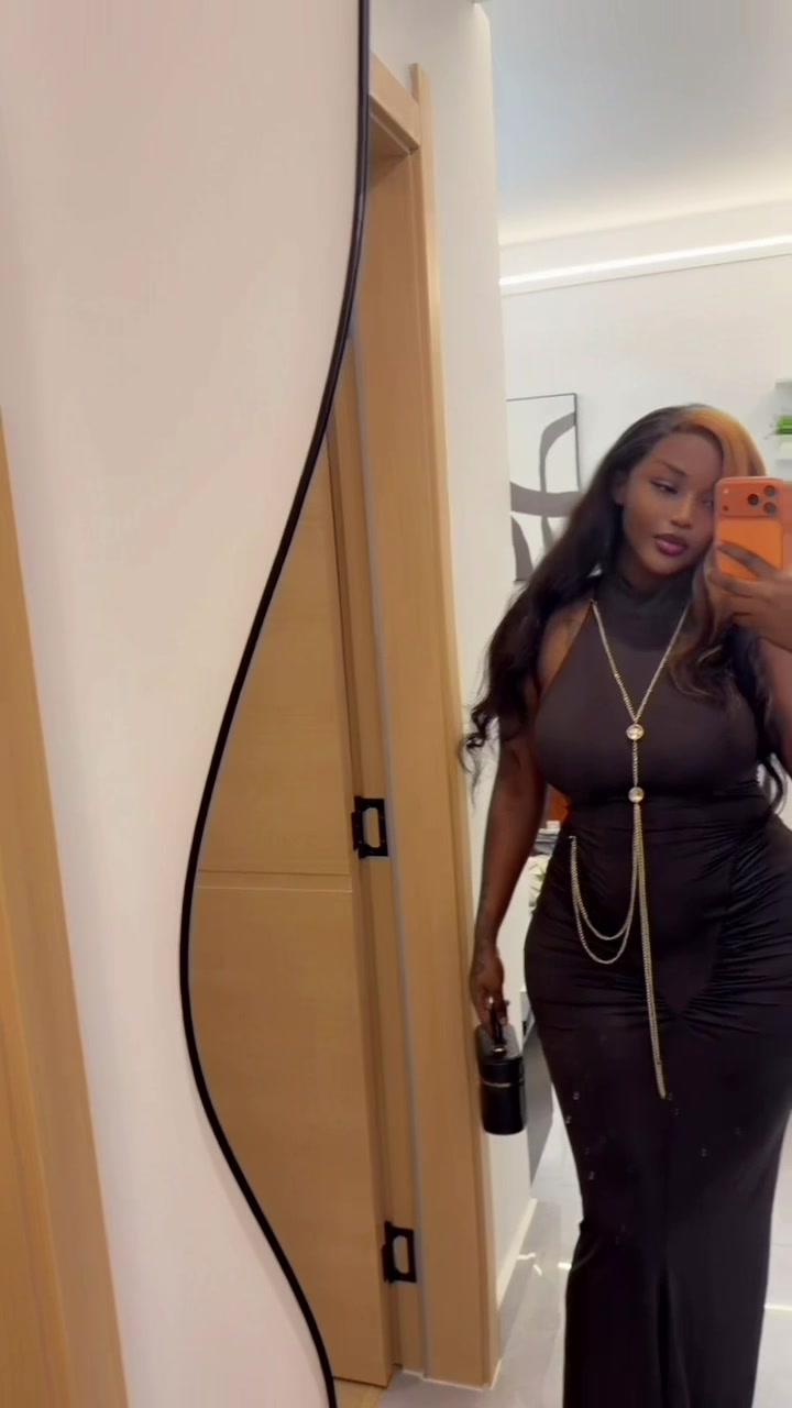 @Nikiminaj_africa
