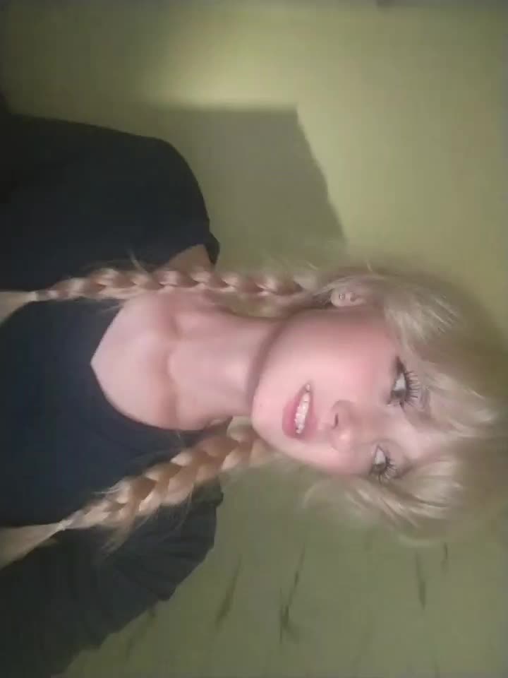 @𝓔𝓿𝓸𝓬𝓱𝓴𝓪🪽