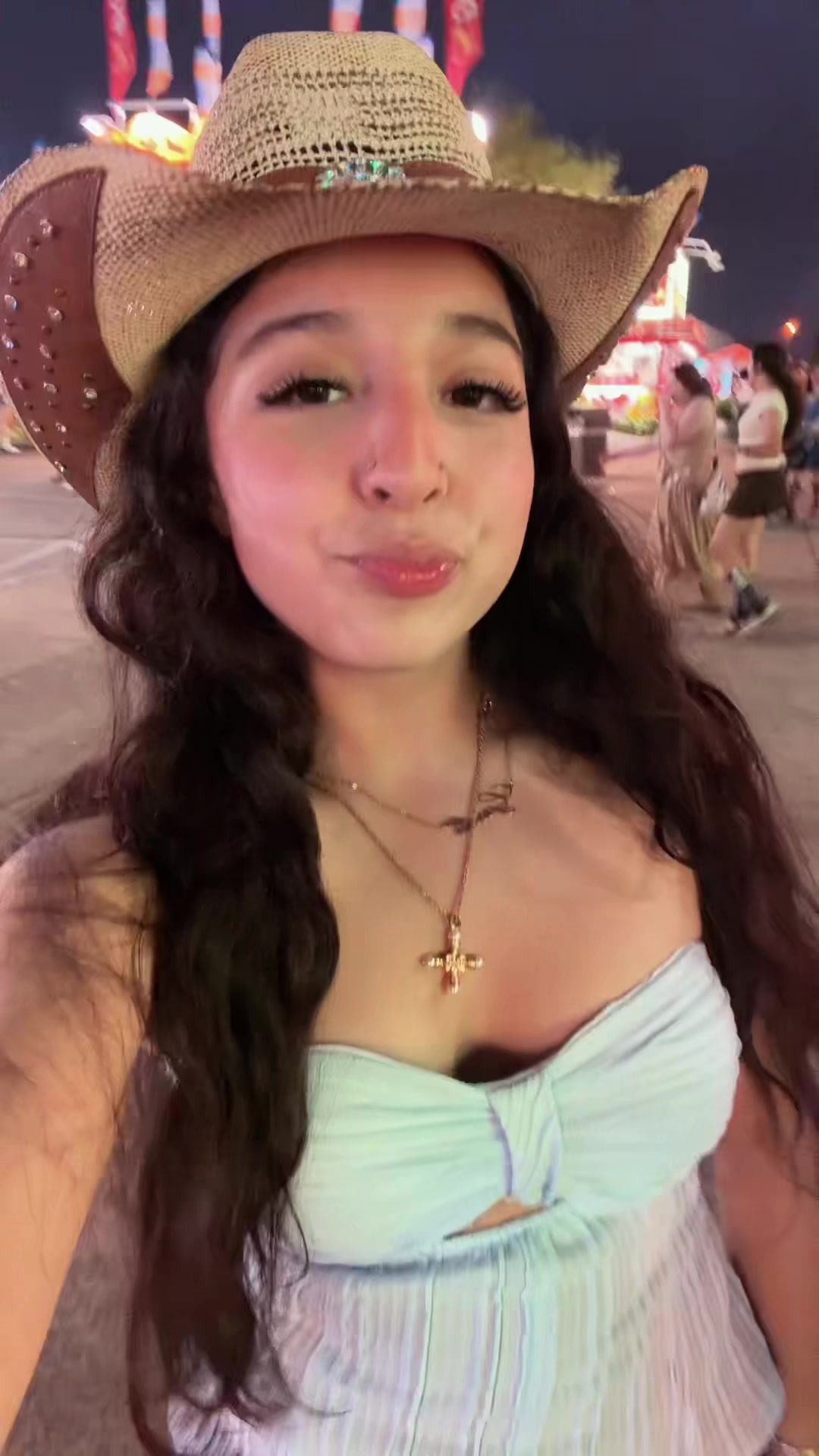 @alizzayay