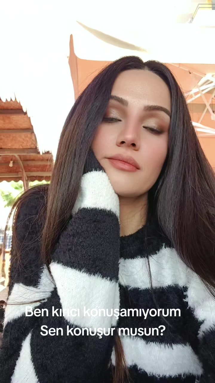 @&Ouml;znur Akar