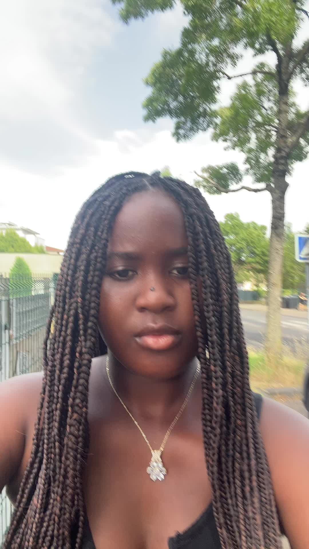@Floreyobo