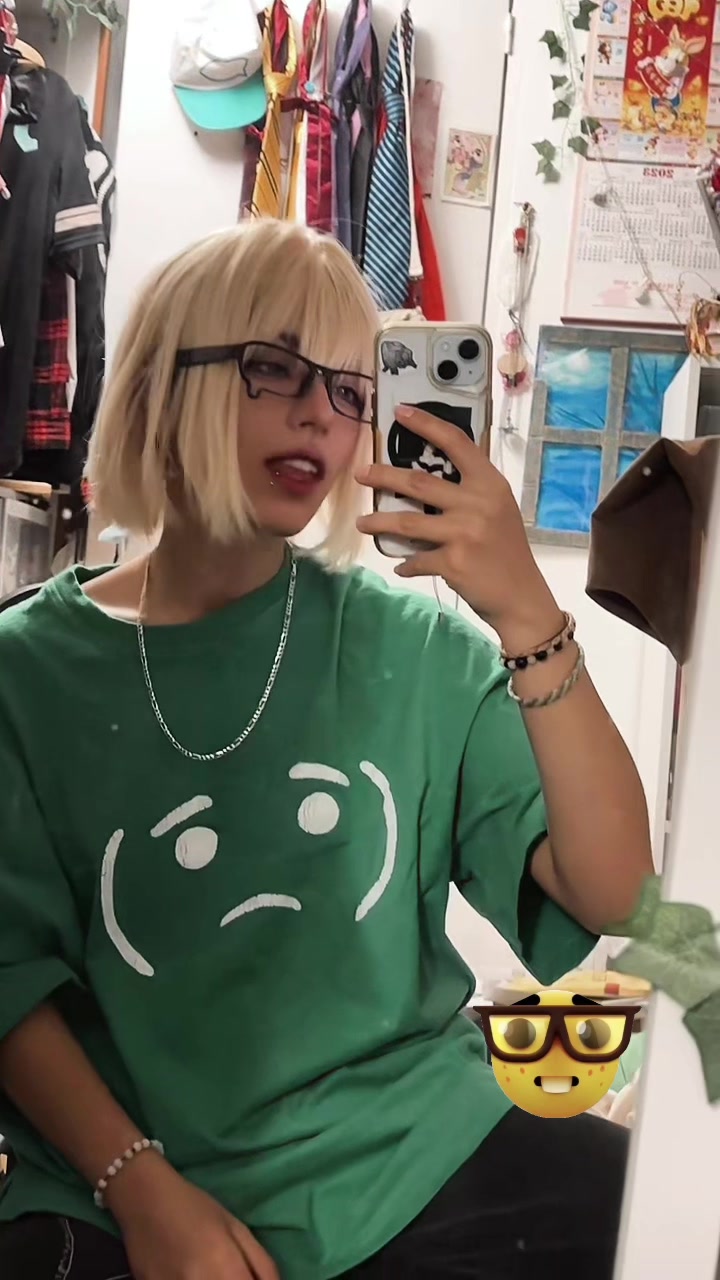 @×𝐿𝑢𝑐𝑖𝑒𝑙×