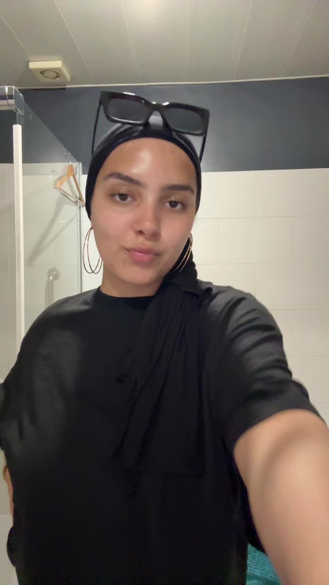 @dendé