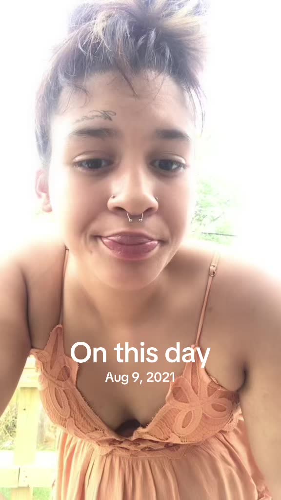 @Throuplelife32
