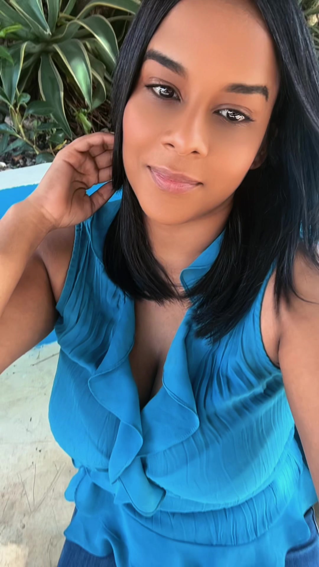 @damnelsy