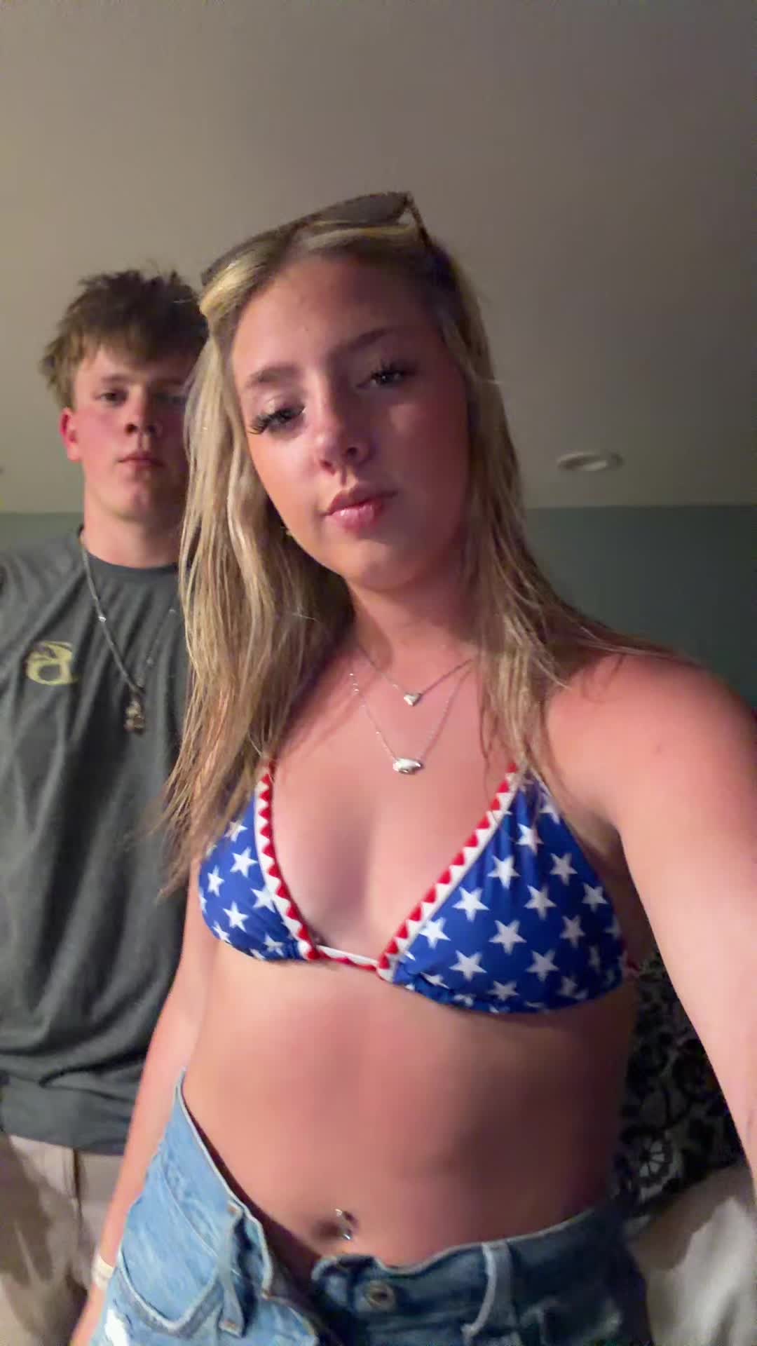 @Haileyspammmm