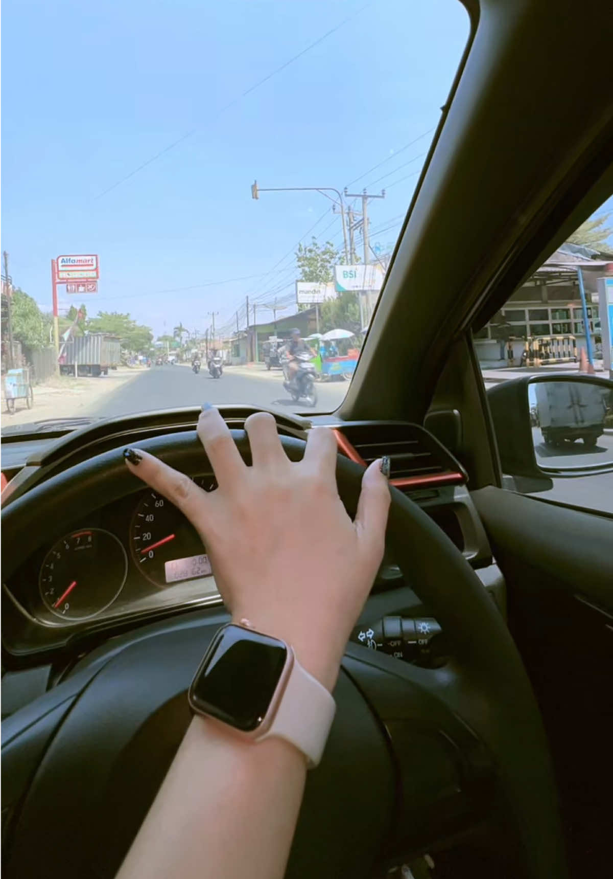 @Nisaelficoaudiansyah