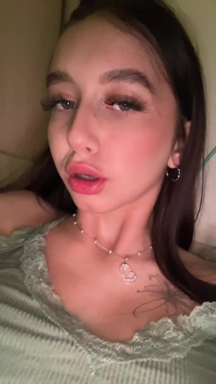 @Lizwft