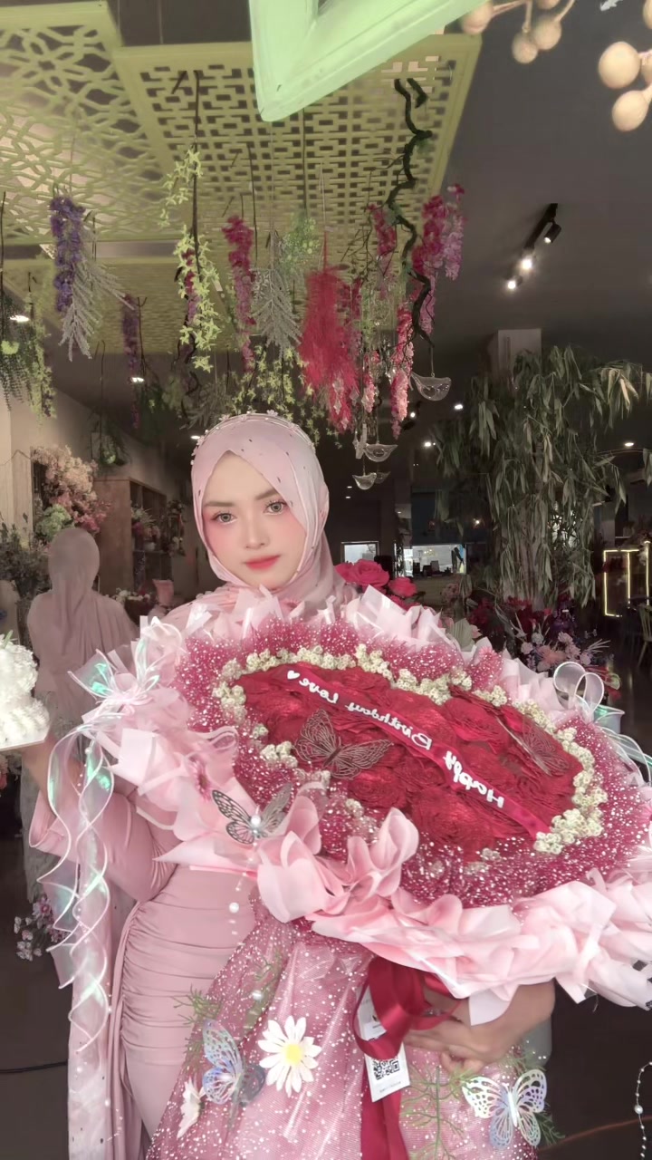 @cintaaaa