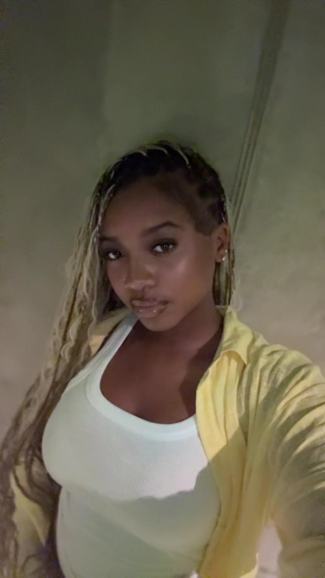 @wh0ismilannnn