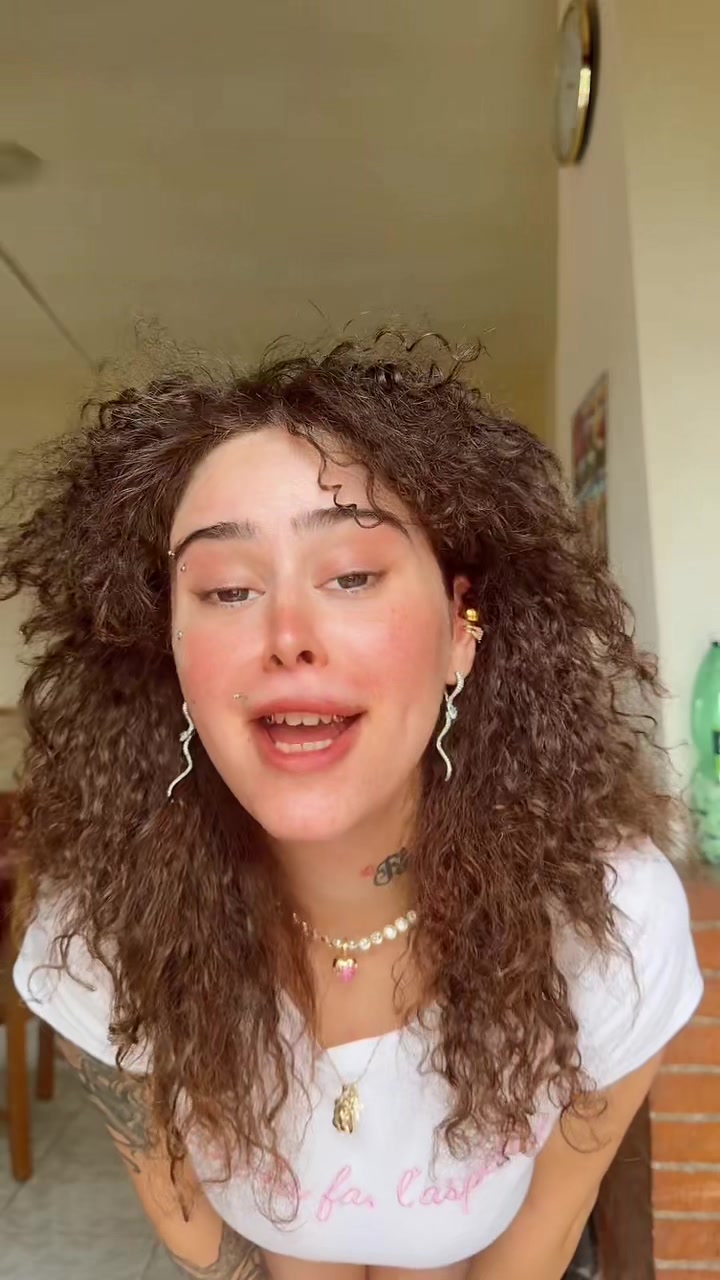 @Luana Flora Fernando