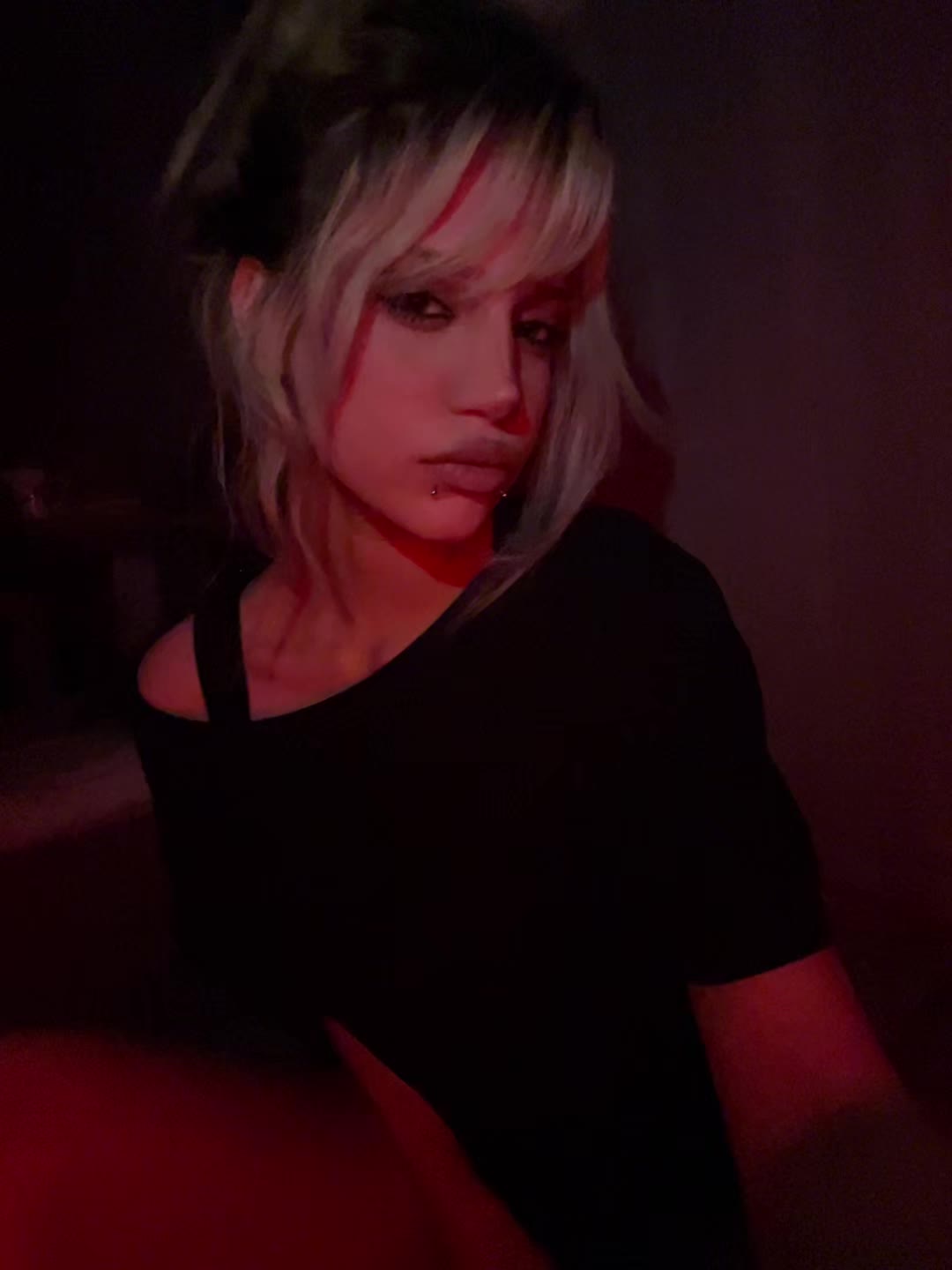 @cora.linn