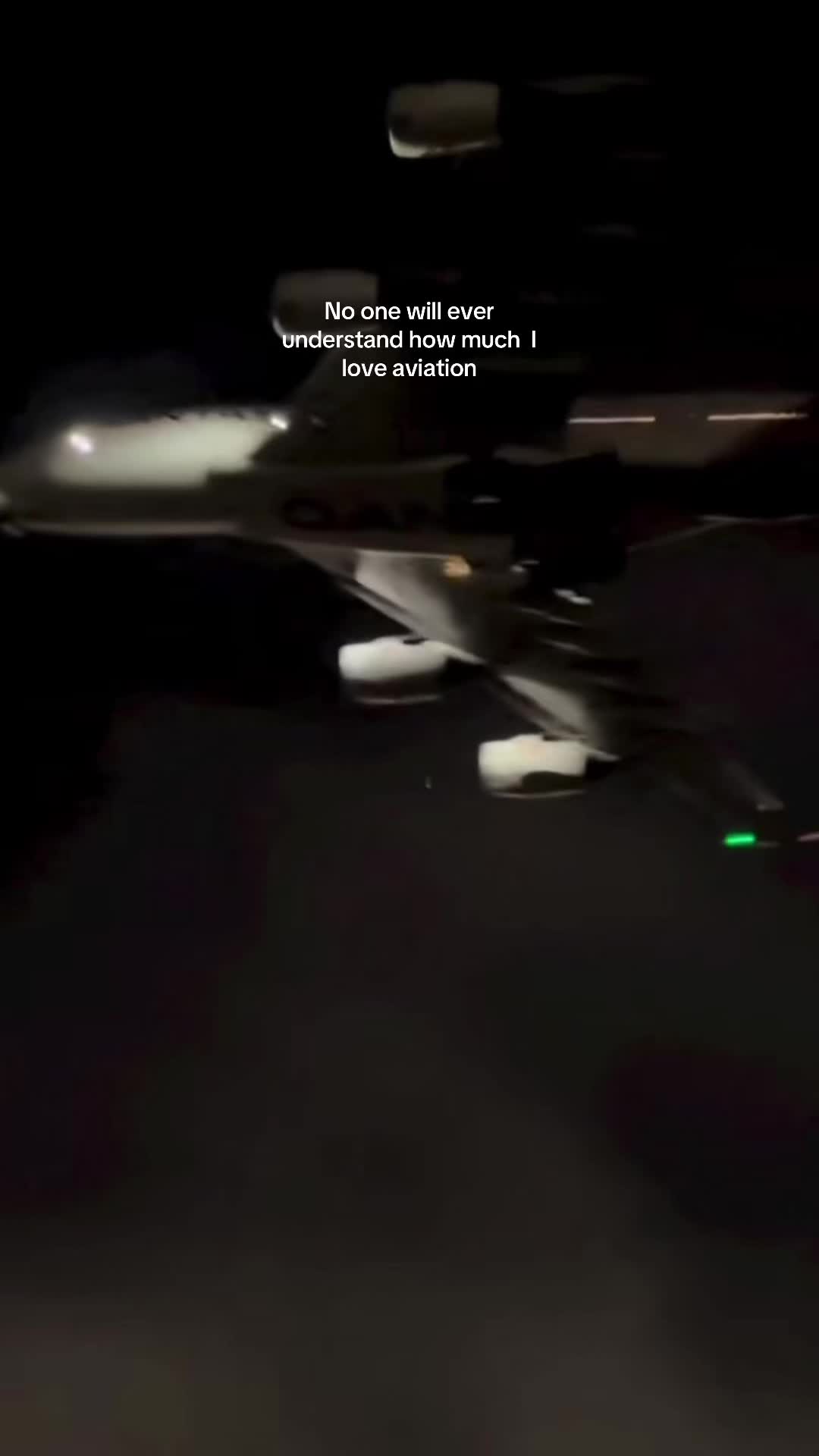 @ℳ𝒾𝒶.✈︎