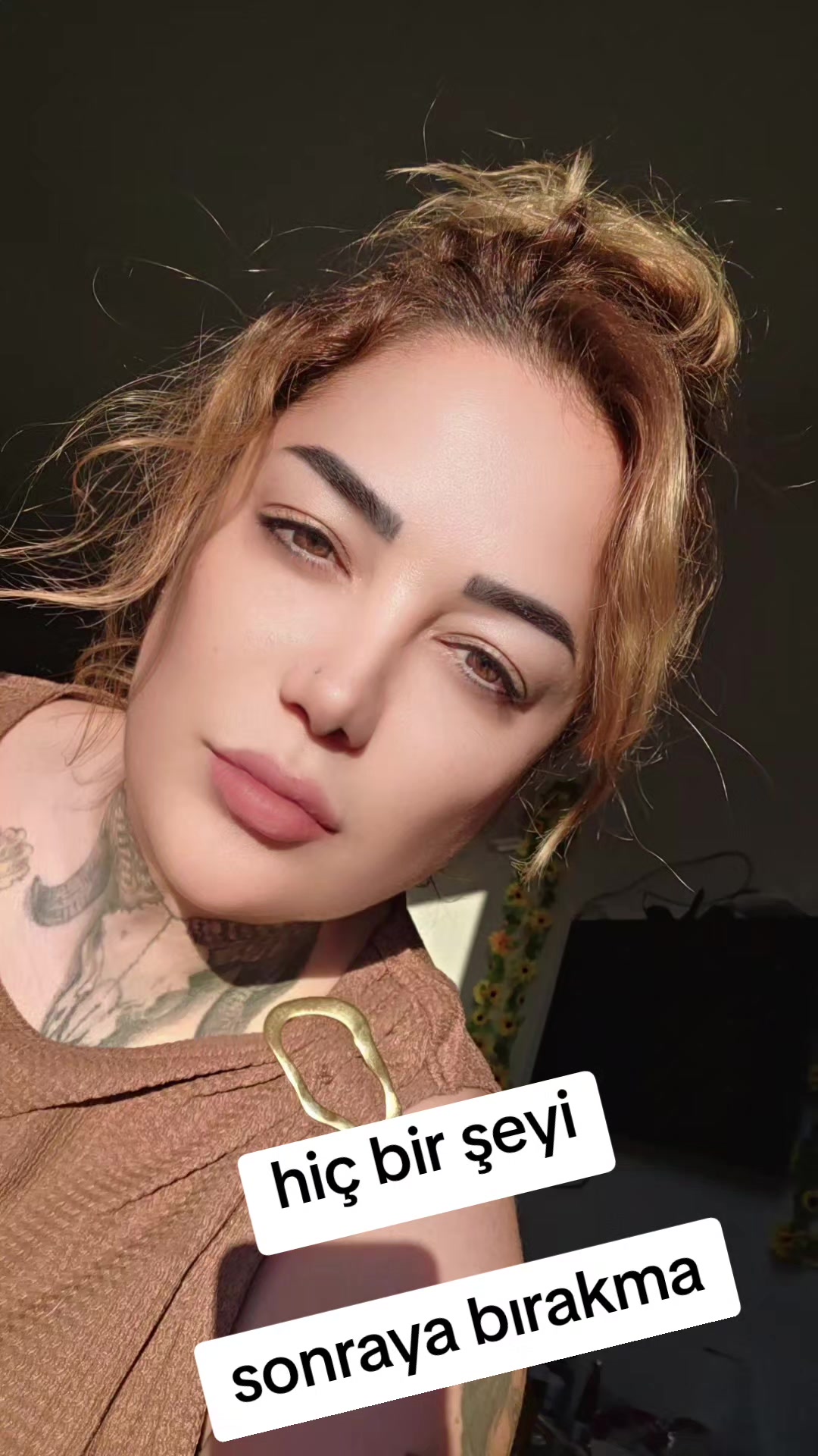 @Eylem