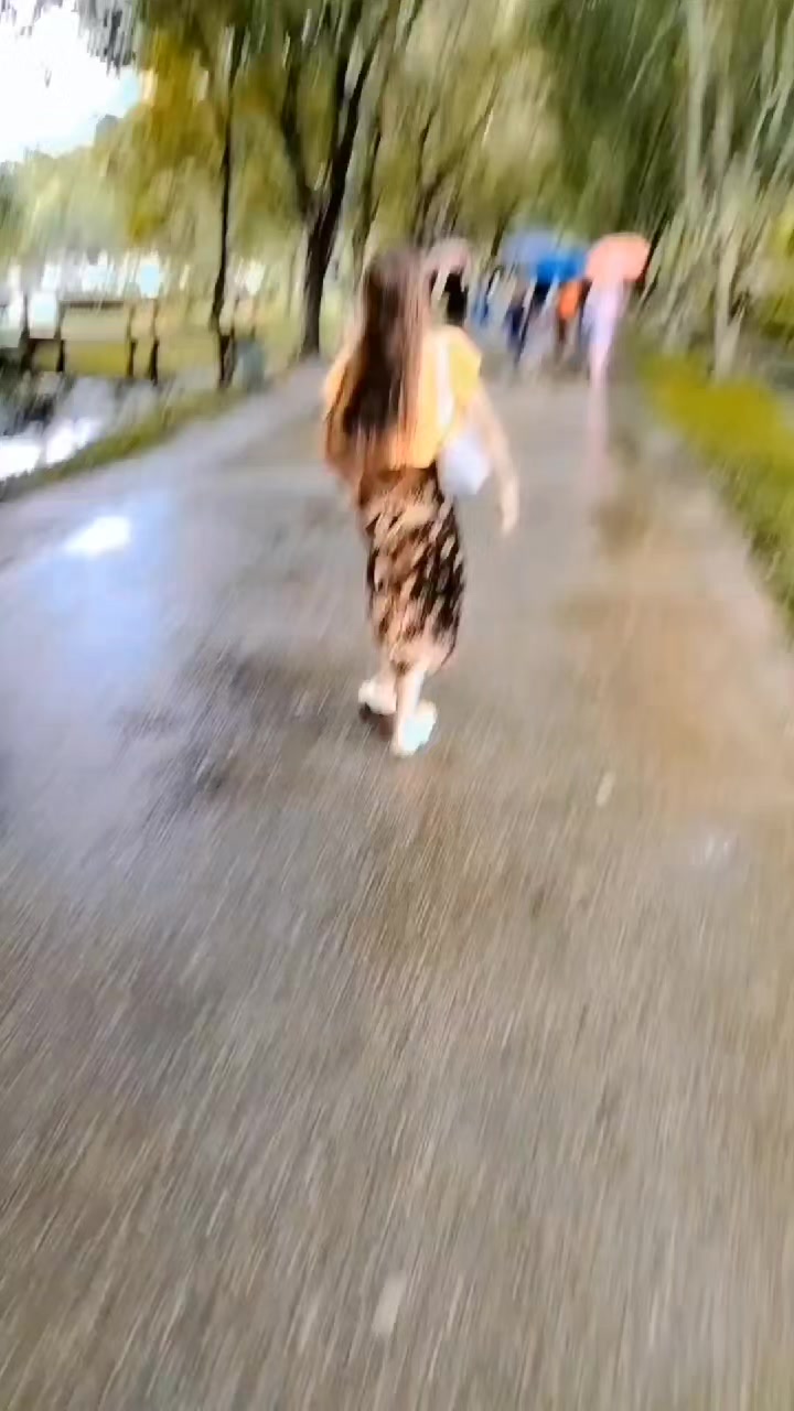 @သံဇင်