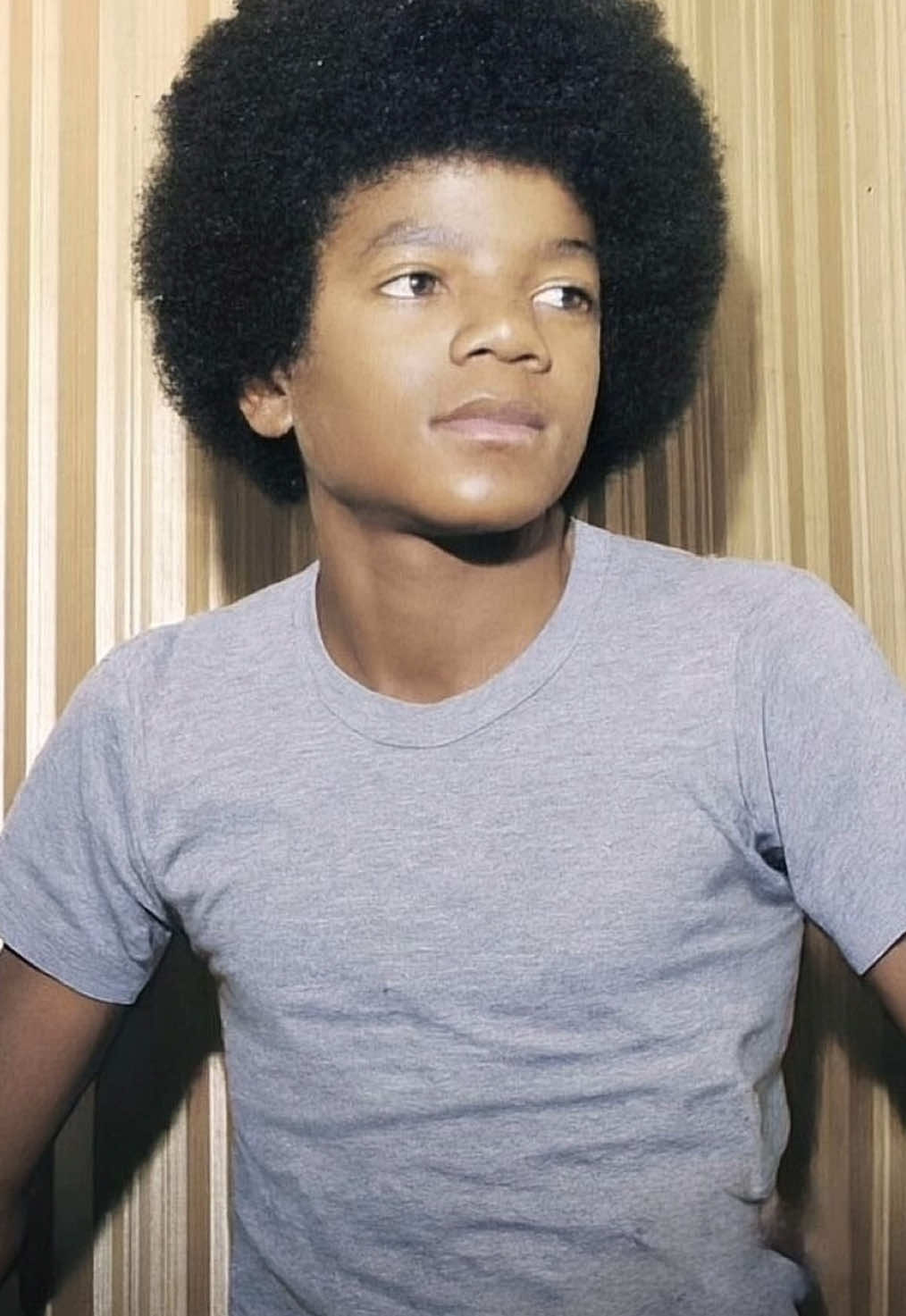 @⋆˚࿔ Applehead*. 𝜗𝜚⋆