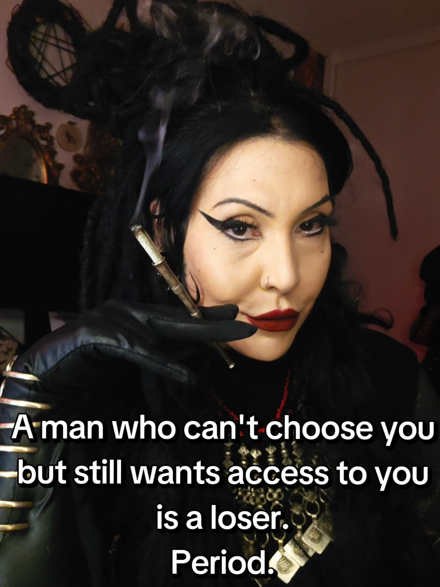 @Rae Darkly