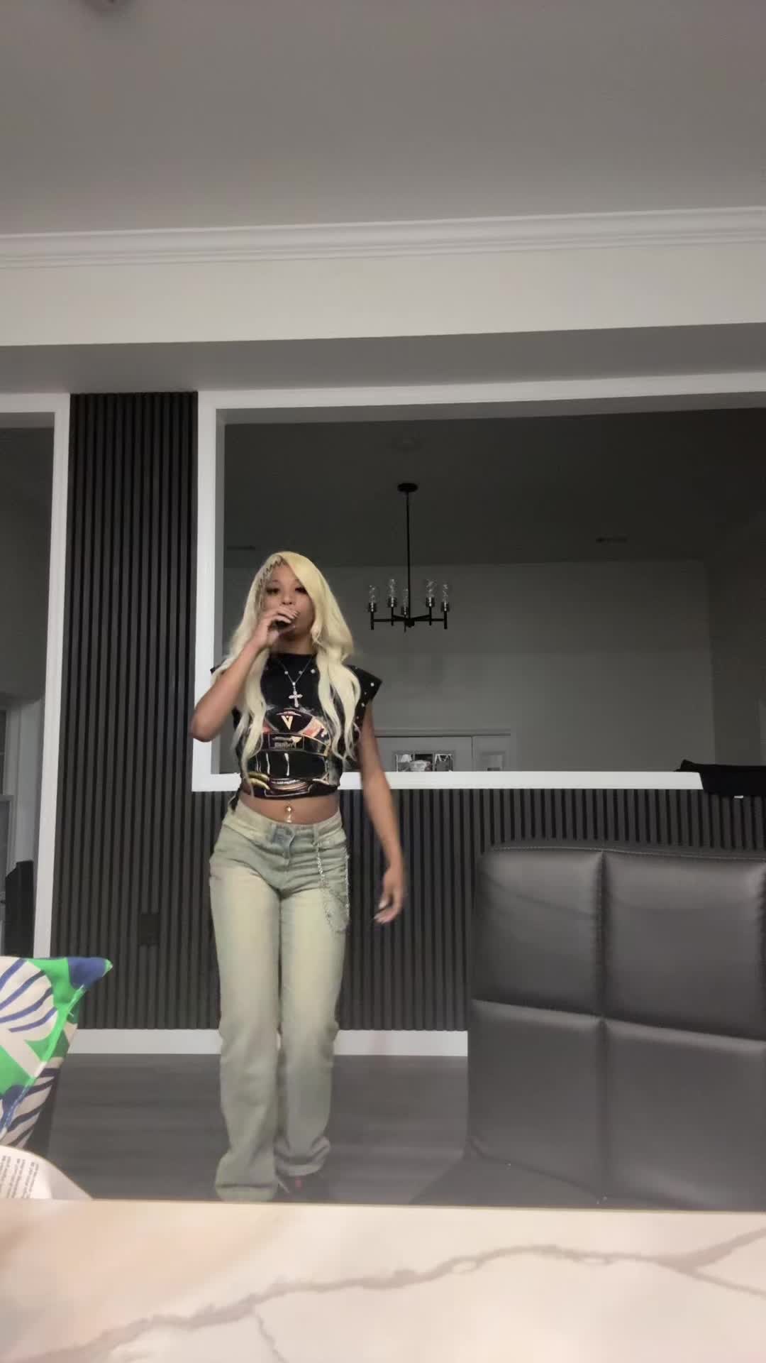@naomi🌟