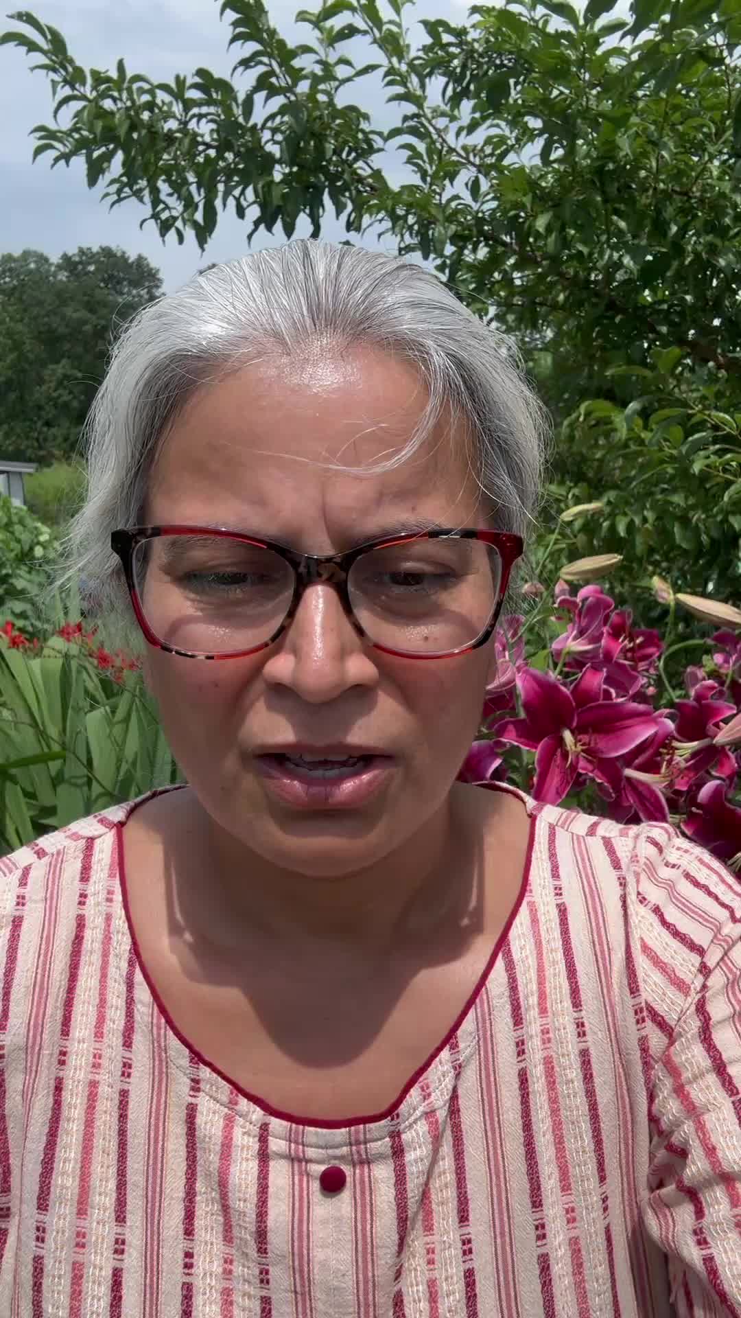 @आमा र जग्गुदिदी