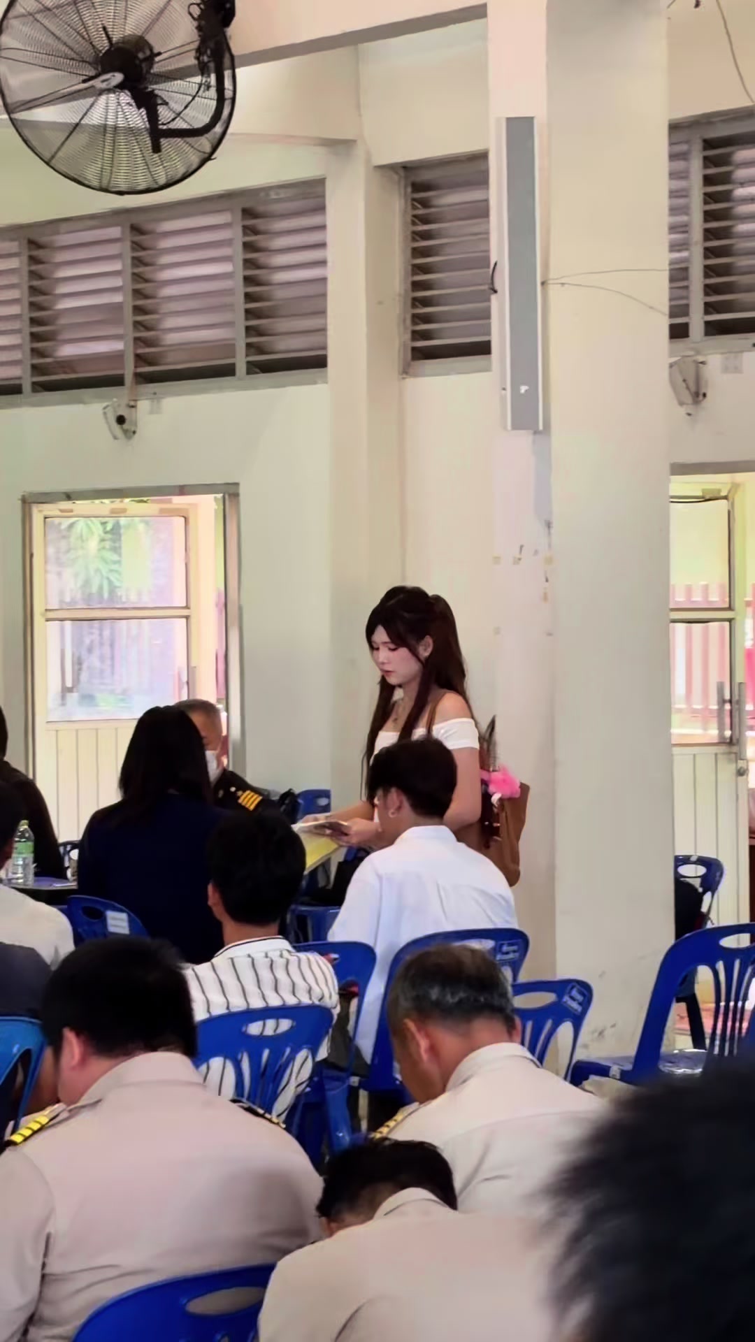 @เพื่อนเรียกนายไอริณ
